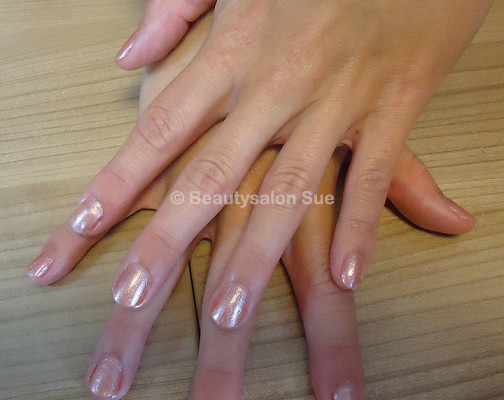 Beautysalon Sue – Bedrijfsfeest – nagels lakken